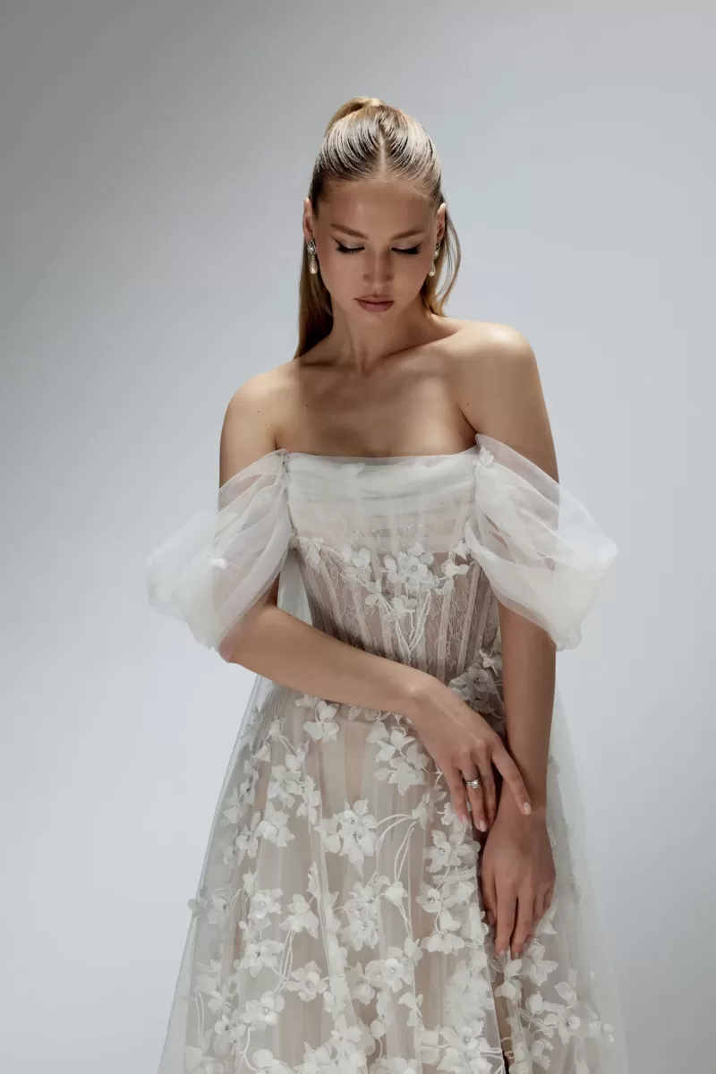 29f8ff802e83aea2190bec8d0d85847d-1