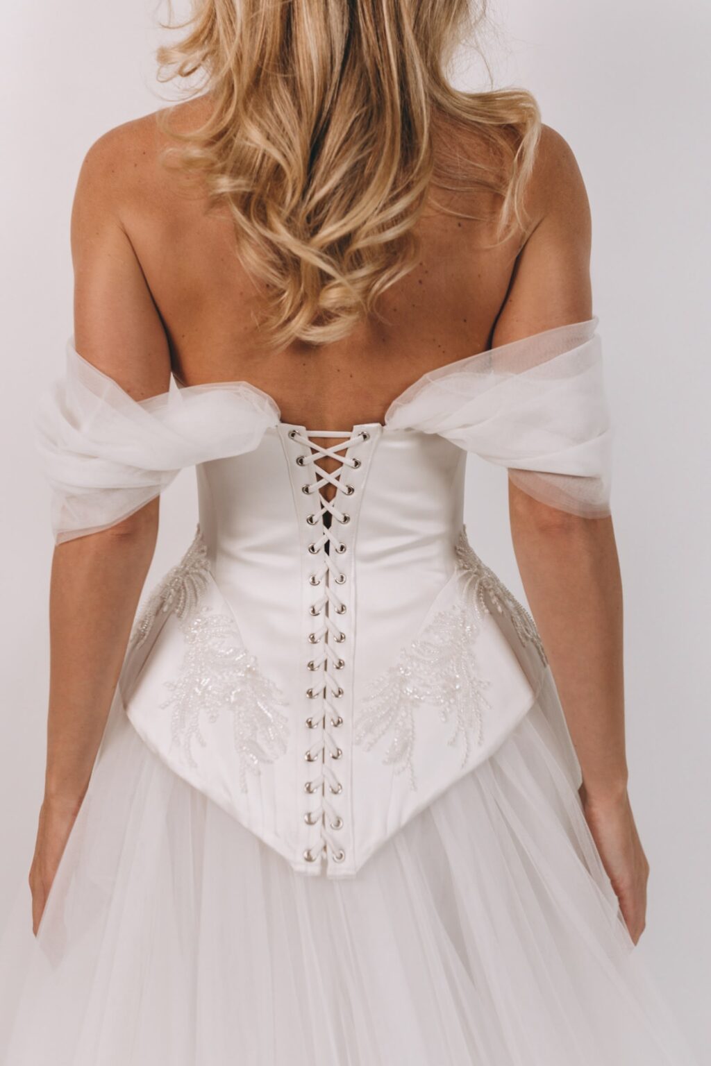 Minori-Wedding-dress-with-basque-wasit-and-tow-piece-corset-skirt-by-rara-avis-nz-9